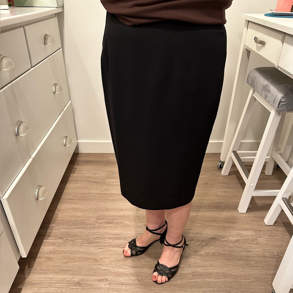 Black straight skirt